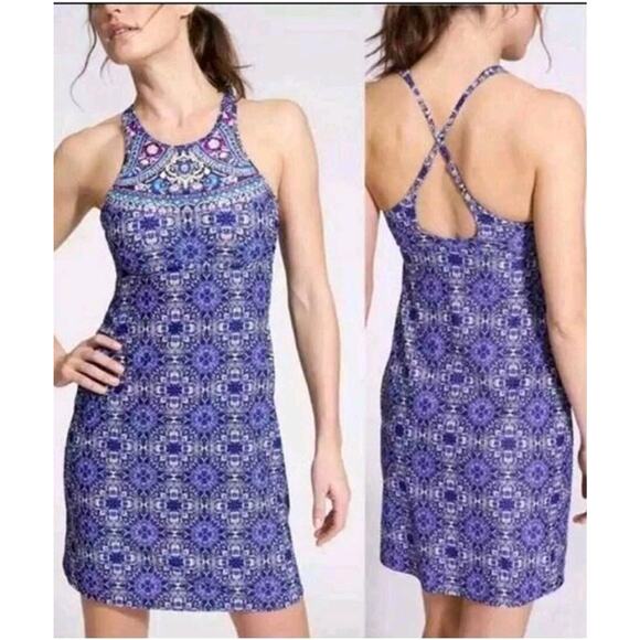Athleta Athleisure Dress Millifiori Built In Bra 32 B C - Picture 1 of 14